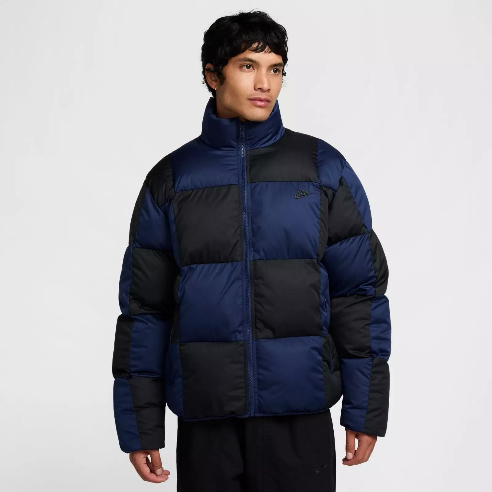 

Куртка Men's Nike Sportswear Club Therma-FIT Puffer, темно-синий