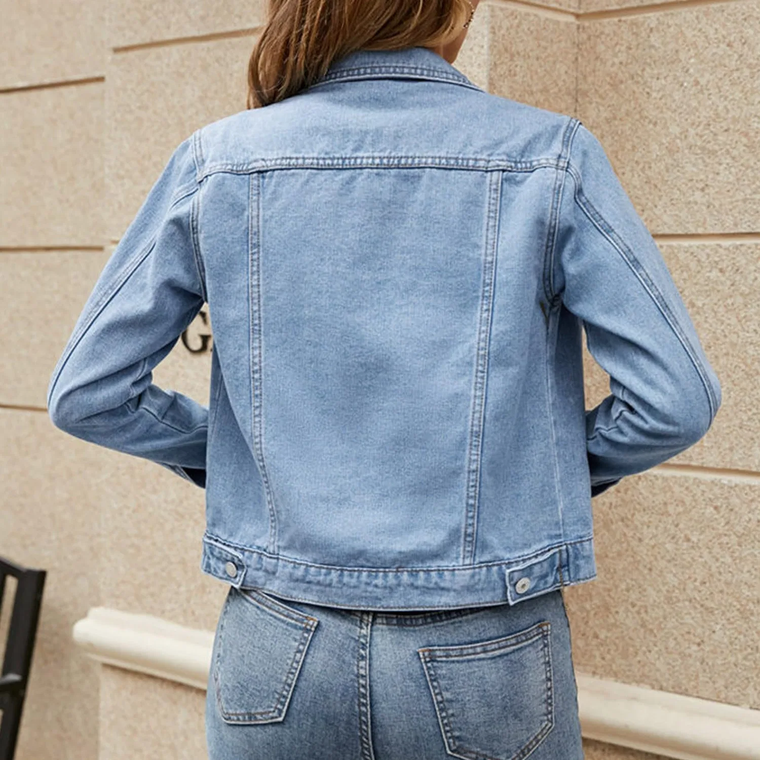 Женская джинсовая куртка с утеплителем и карманами Basic Solid Color Down Denim Jacket, blue — фото 4