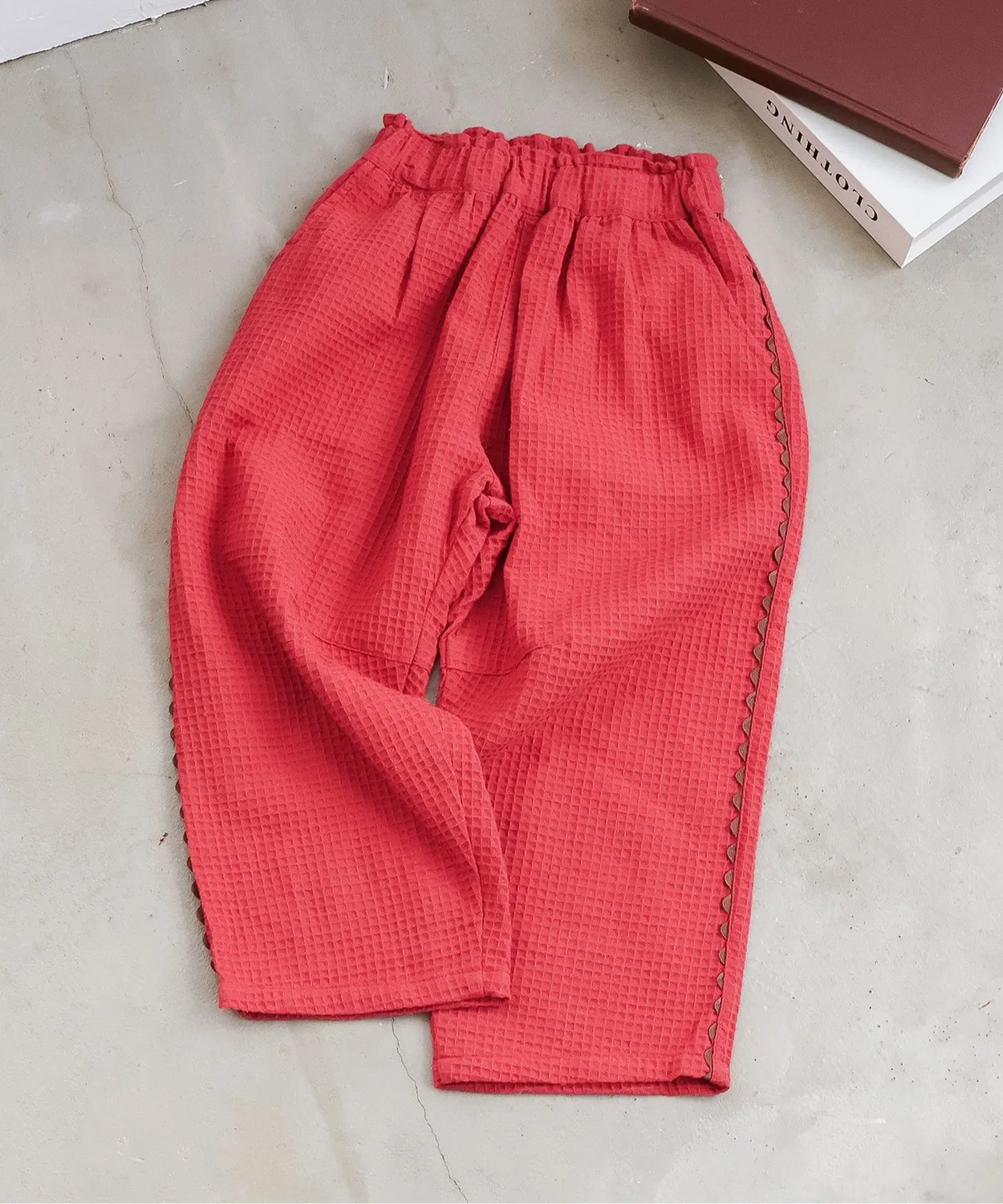 Детские брюки-бананы из вафли с рюшами, модель Waffle Long Barrel Pants, apres les cours, Красный