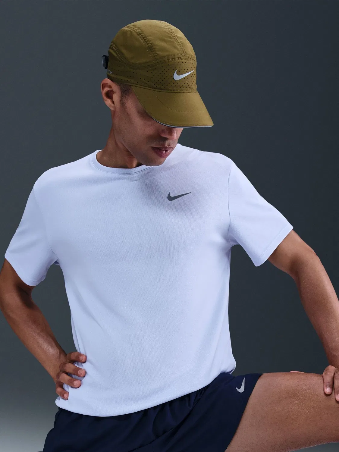 Футболка беговая Nike Ghost Blue Dri-FIT Miler, призрачно-голубой — фото 4