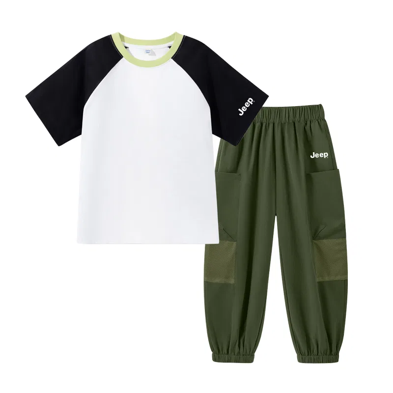 Детский спортивный комплект из футера с длинным рукавом Jeep, Black/E White Text Lower Left Sleeve K-Army Green/E White Logo K