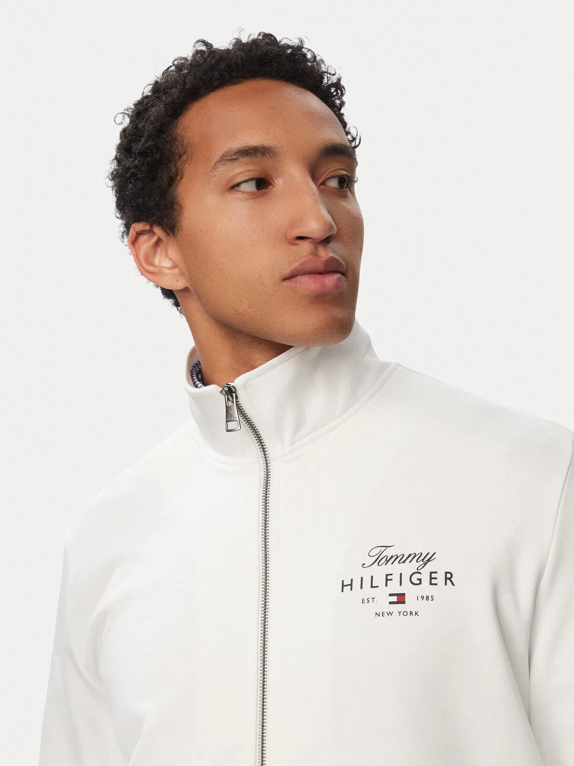 Мужская толстовка стандартного кроя Script Stack Tommy Hilfiger, белый — фото 4