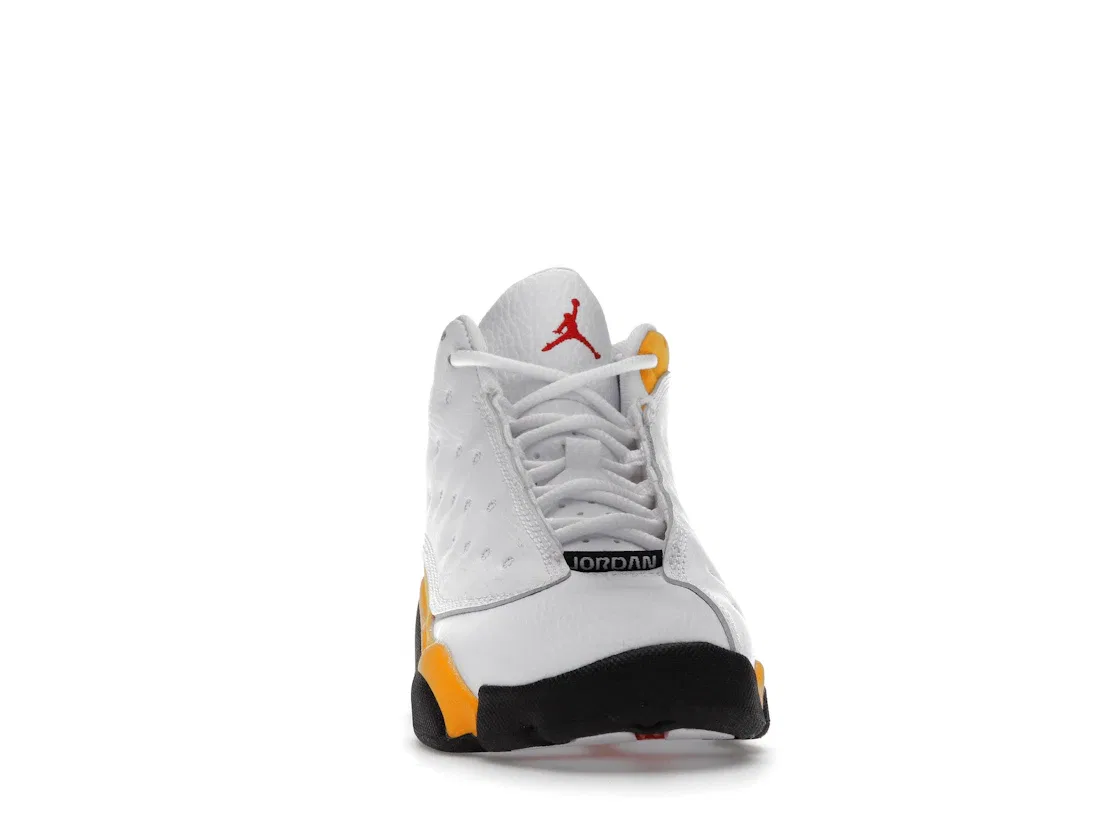 Детские кроссовки Lifestyle с принтом Jordan 13 Retro Jordan, White/University Red/Del Sol/Black — фото 2