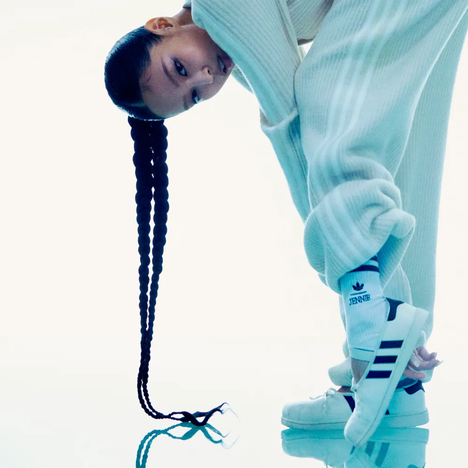 Женские вязаные брюки с эффектом баллона Jennie Knitted Loose Pants Adidas Originals, Bliss — фото 4