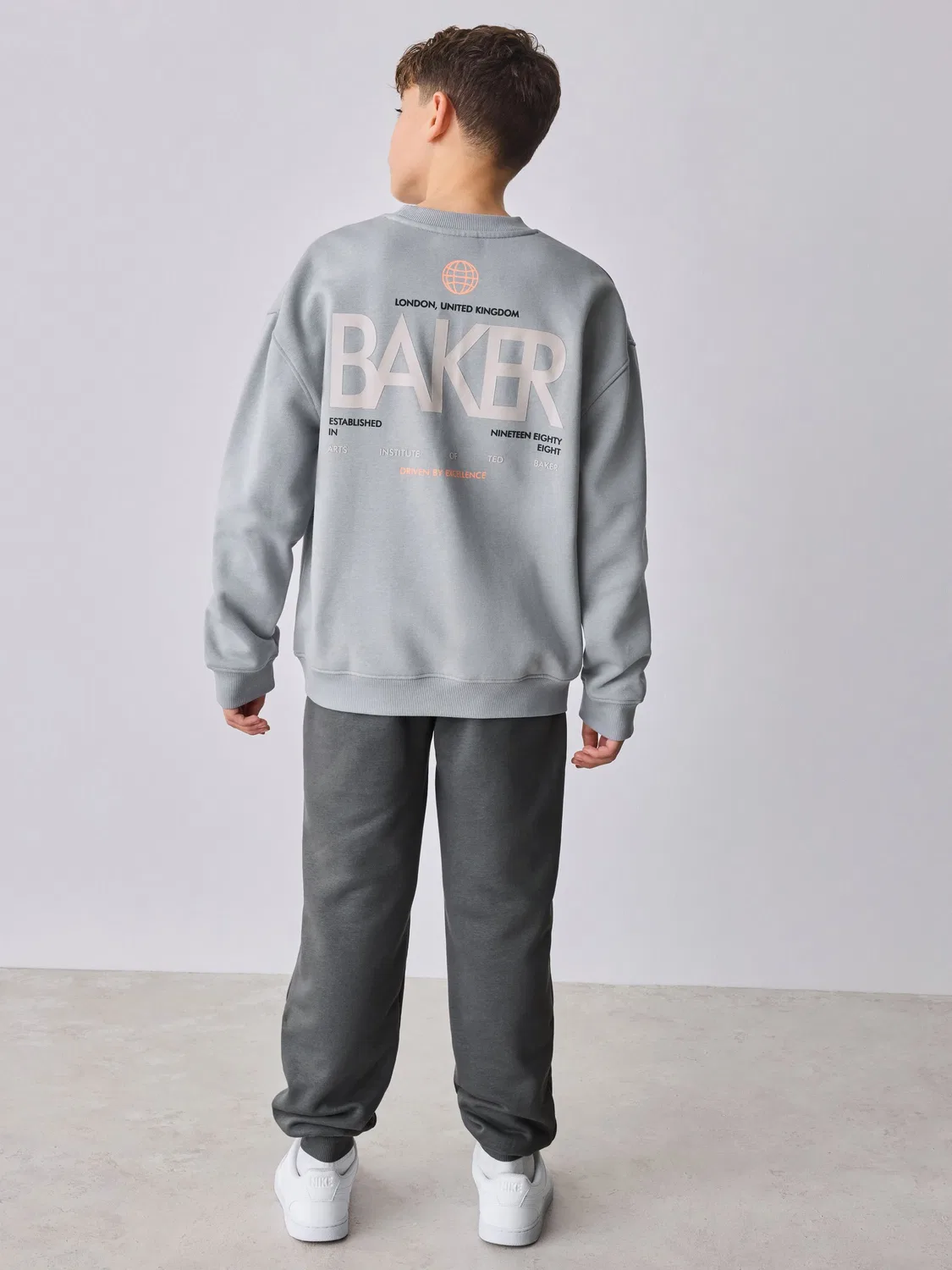 Сет из свитшота и джоггеров, оверсайз Baker by Ted Baker, серый — фото 4