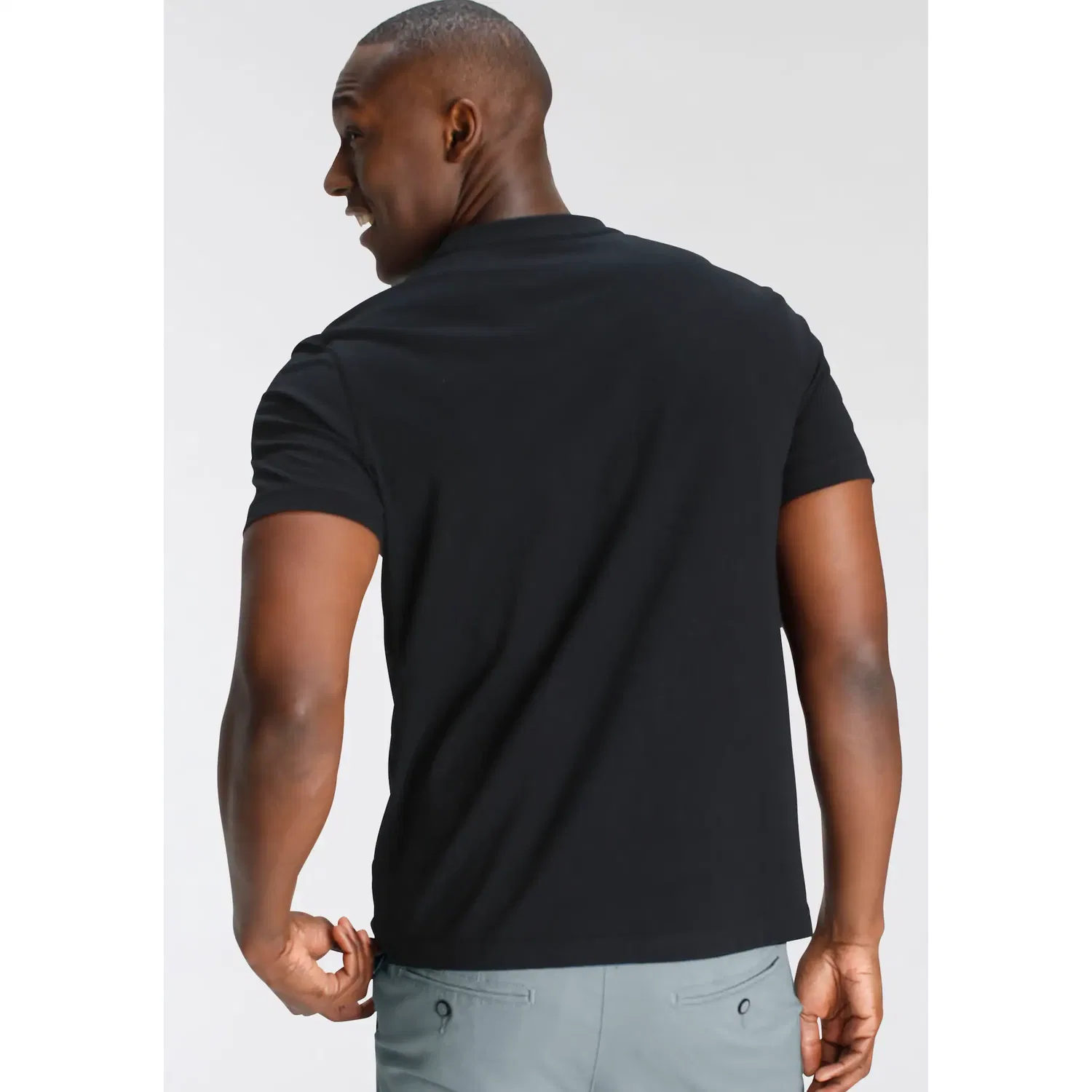 Детская футболка с круглым вырезом Regular Fit DELMAO, Black — фото 3