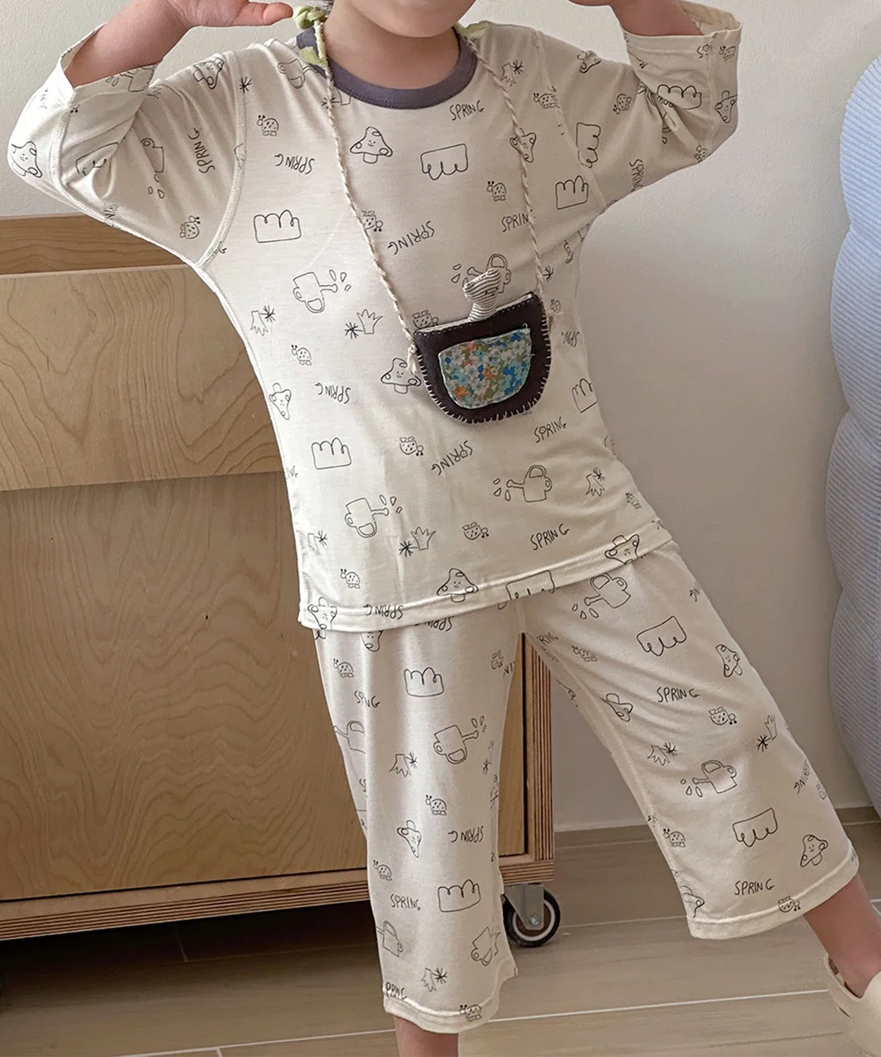 Детский комплект домашней одежды с принтом Aimoha-KIDS из тенселя с полиуретаном офф-белый