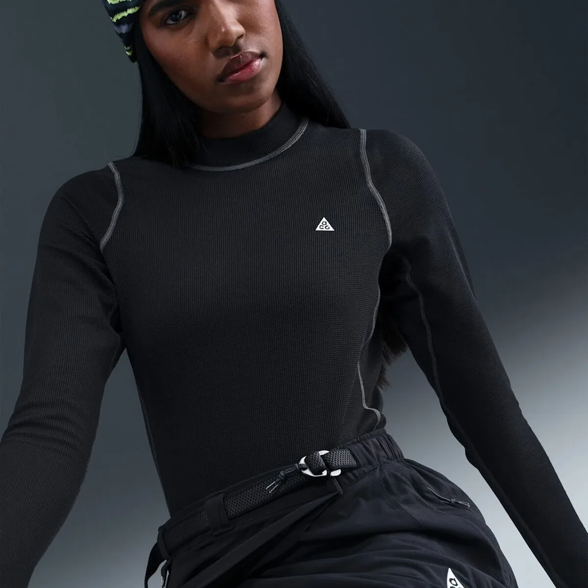 Женский лонгслив с длинным рукавом Chinati Nike, Black/Anthracite/Summit White — фото 4