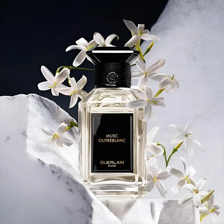 Женский набор пробников парфюмерной воды Arts Salon Mystic White Musk, GUERLAIN, 2 мл x 3 — фото 4