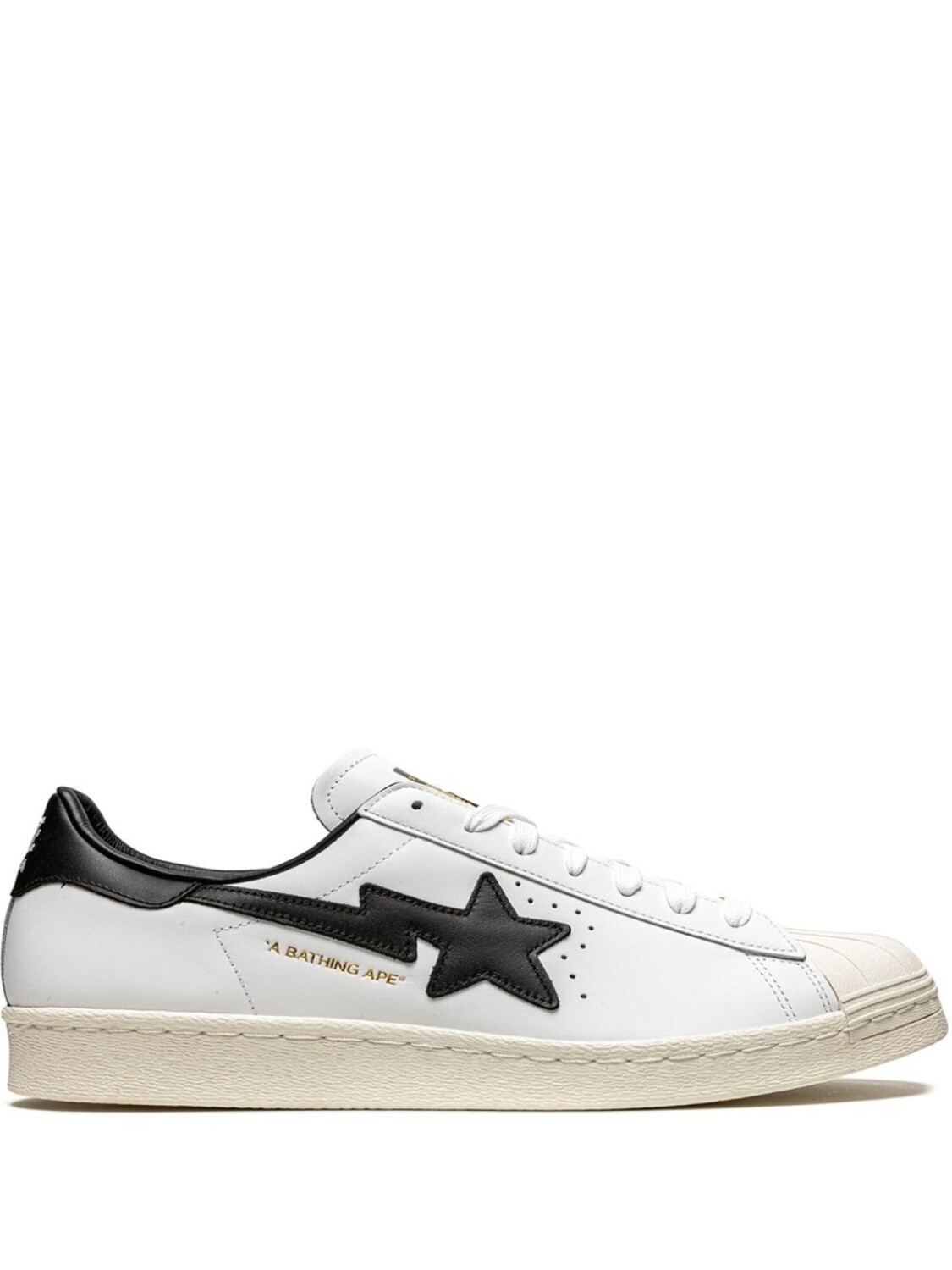 

Кеды Superstar 80 из коллаборации с Bape Adidas, белый