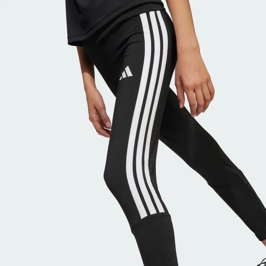 Леггинсы спортивные с 3 полосками adidas Performance Train Essentials 3-Stripes Leggings Kids, Черно-белый — фото 4