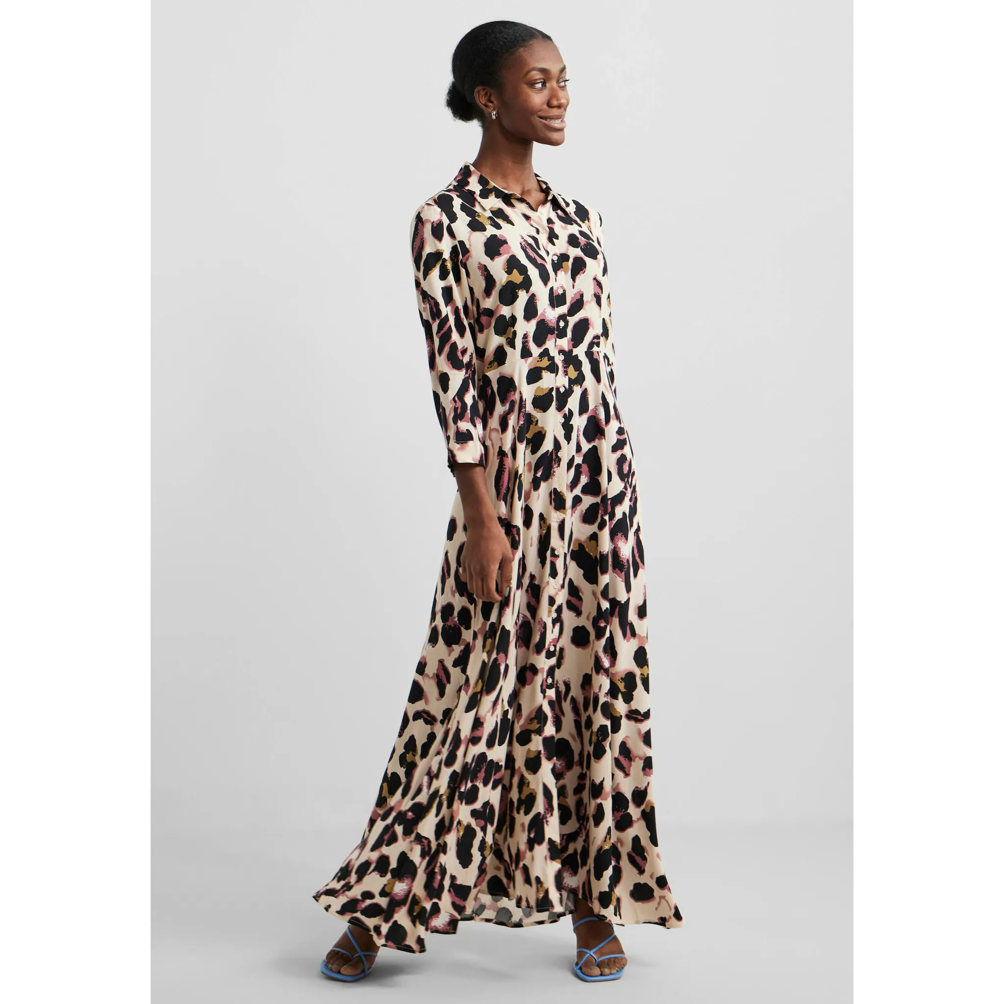

Платье-рубашка Y.A.S "YASSAVANNA LONG SHIRT DRESS", с рукавами 3/4, цвет Mellow Rose Aop Liro Print