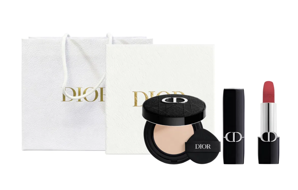 Женский набор косметики с помадой и тональным кремом Velvet Mist Lipstick 720 + Soft Radiance Cushion 0N, DIOR, Black