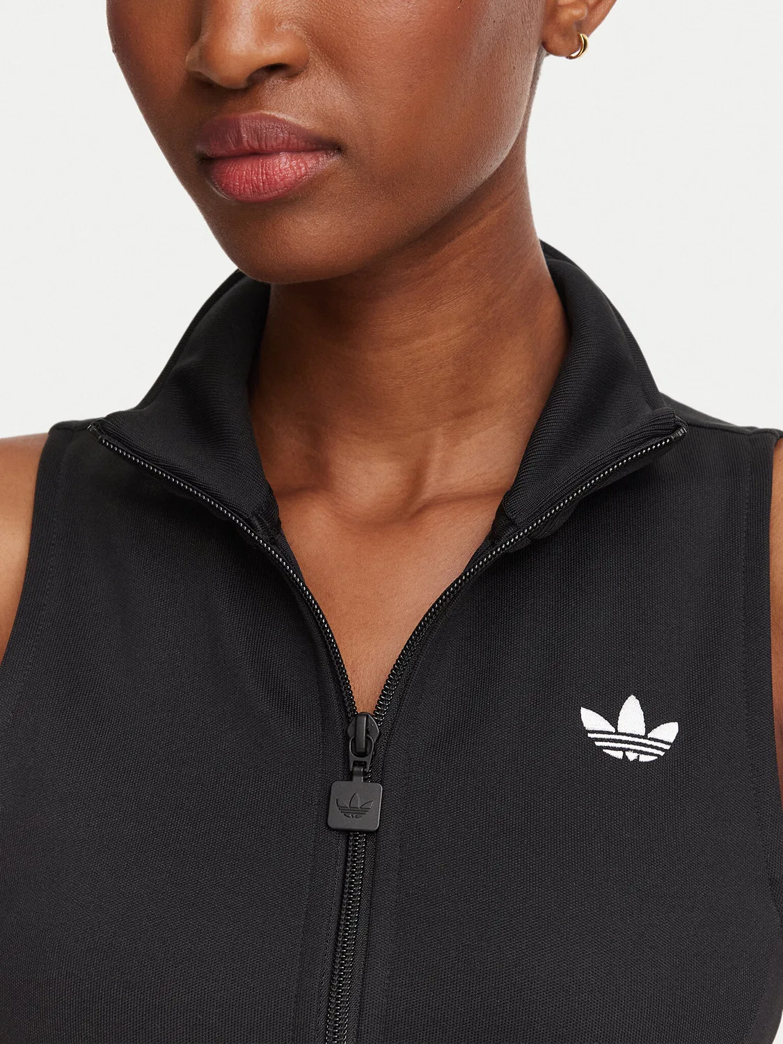 Женский топ облегающего кроя Classic Adidas, черный — фото 4