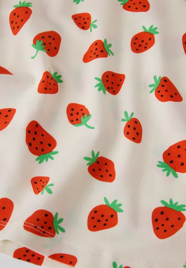 Ночная рубашка с коротким рукавом Strawberry sleep dress Polarn O. Pyret, Egret, цвет egret — фото 3