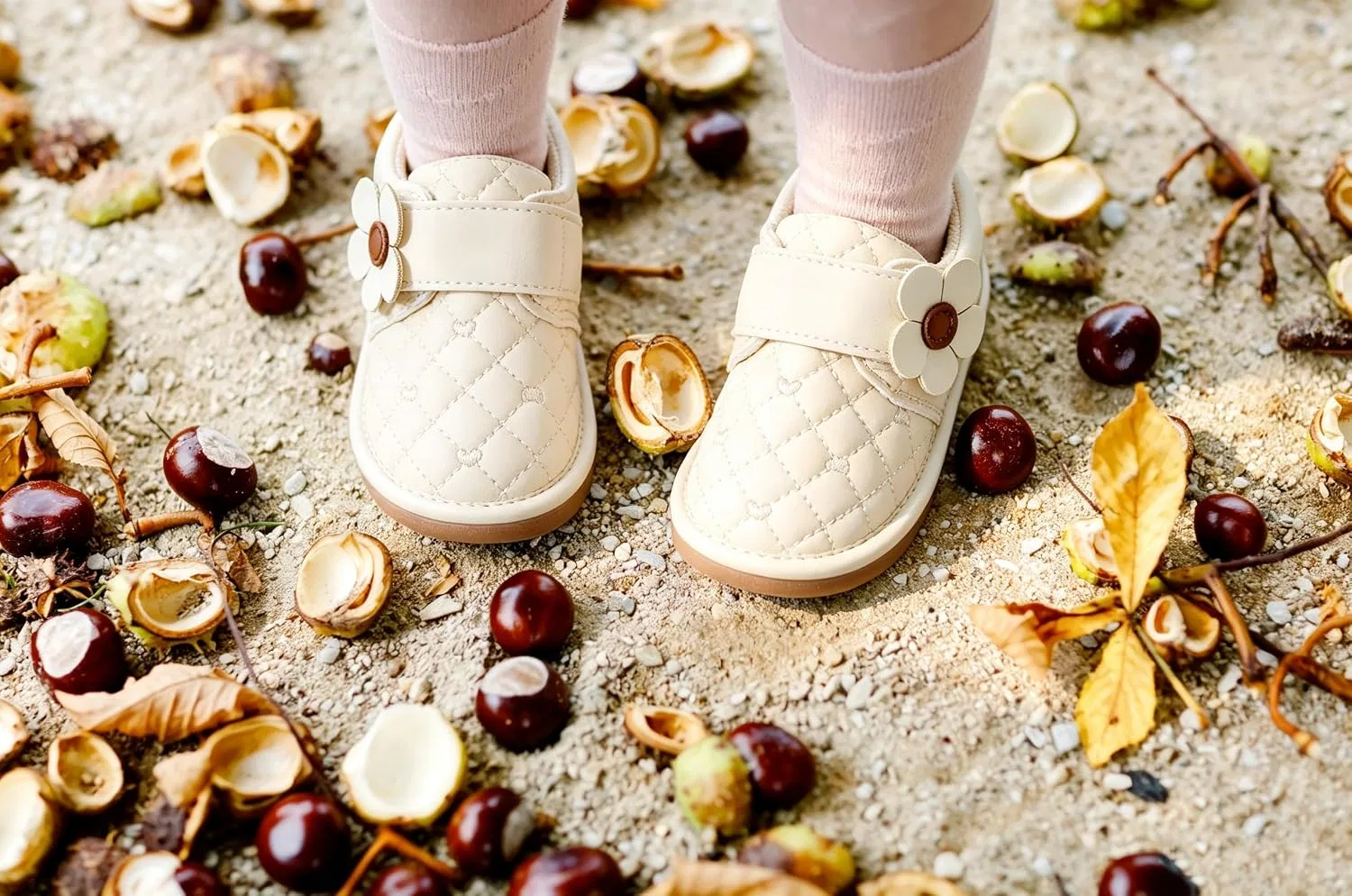 Детские кроссовки для девочек с пищалкой и цветком Jastore, Beige — фото 2