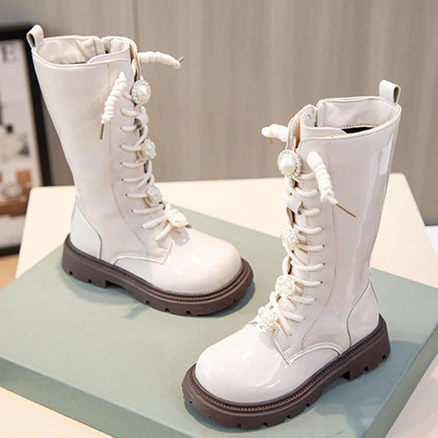 Детские сапоги для девочек с перламутровым декором Western Boots, White — фото 2