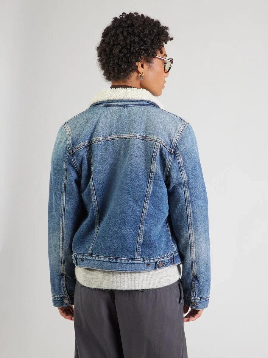 Куртка LEVI'S Between-Season Jacket 'Original Sherpa Trucker' из синего денима — фото 4