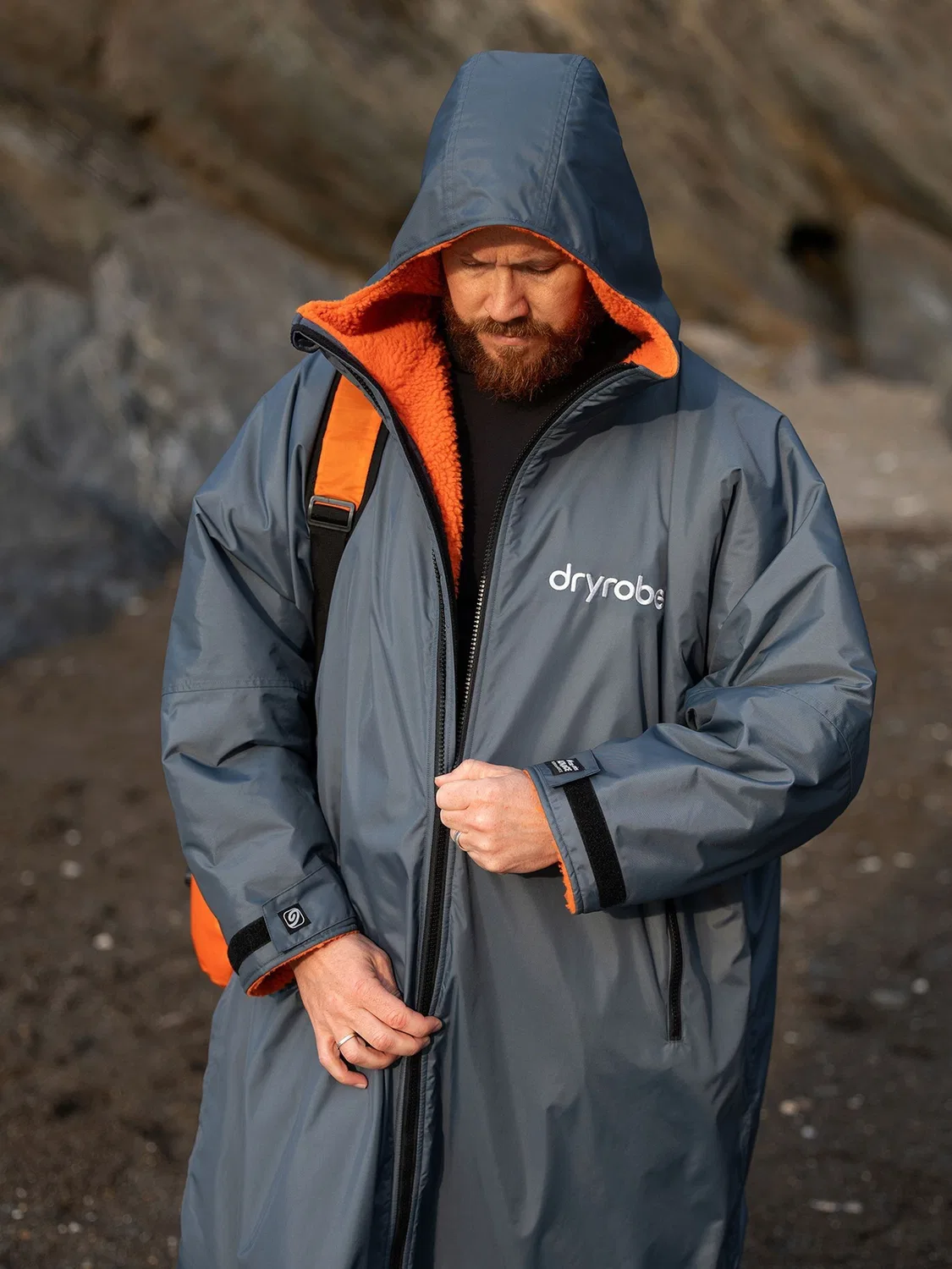 Переодевальный халат dryrobe Advance Kids, серый — фото 3