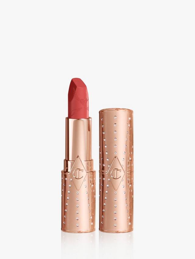 

Помада Look of Love Charlotte Tilbury, Mrs Kisses