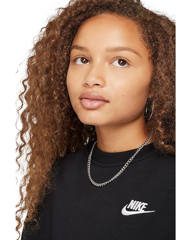 Толстовка Nike Kids Club Fleece Boxy Crew-Neck Sweatshirt, черный/белый — фото 3