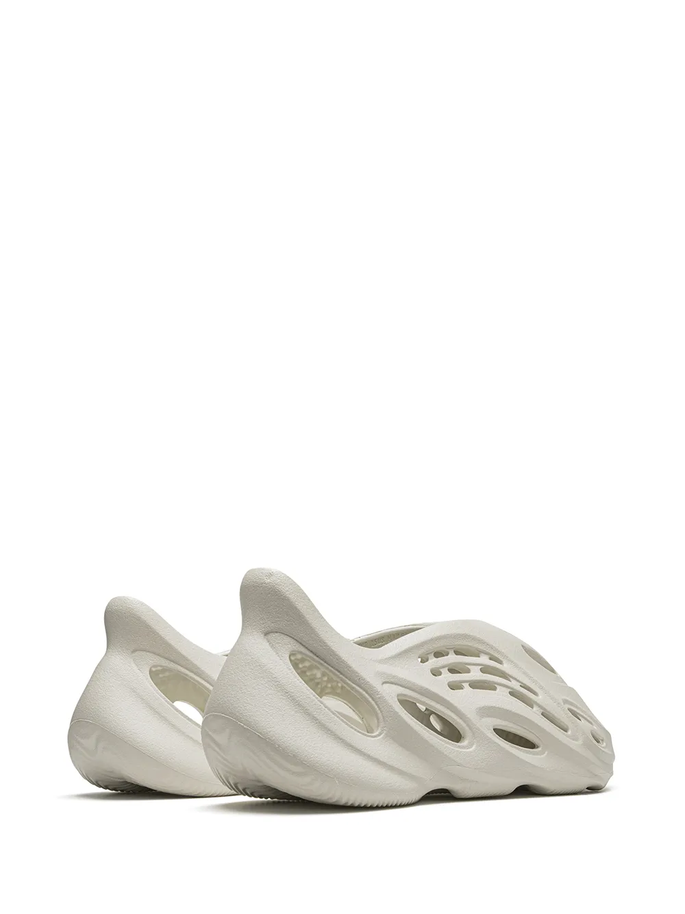 Кроссовки YEEZY Foam Runner Ararat adidas Yeezy, белый — фото 3