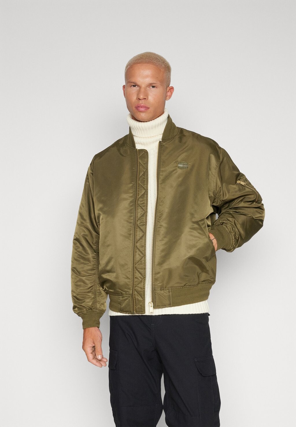 

Куртка Tommy Jeans AUTHENTIC ARMY, Серо-оливковый, Зеленый, Куртка Tommy Jeans AUTHENTIC ARMY, Серо-оливковый