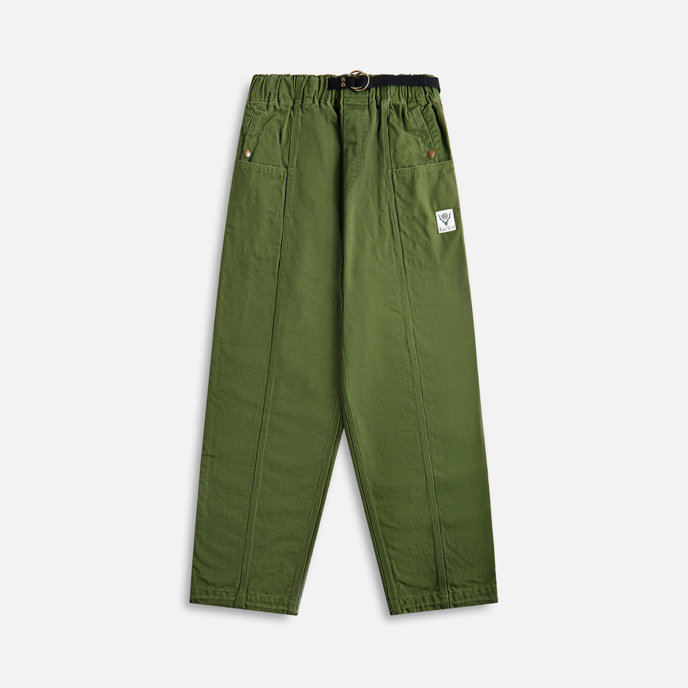 

Брюки South2 West8 Belted C.S. Pant 11.5oz Cotton Canvas, цвет Moss Green