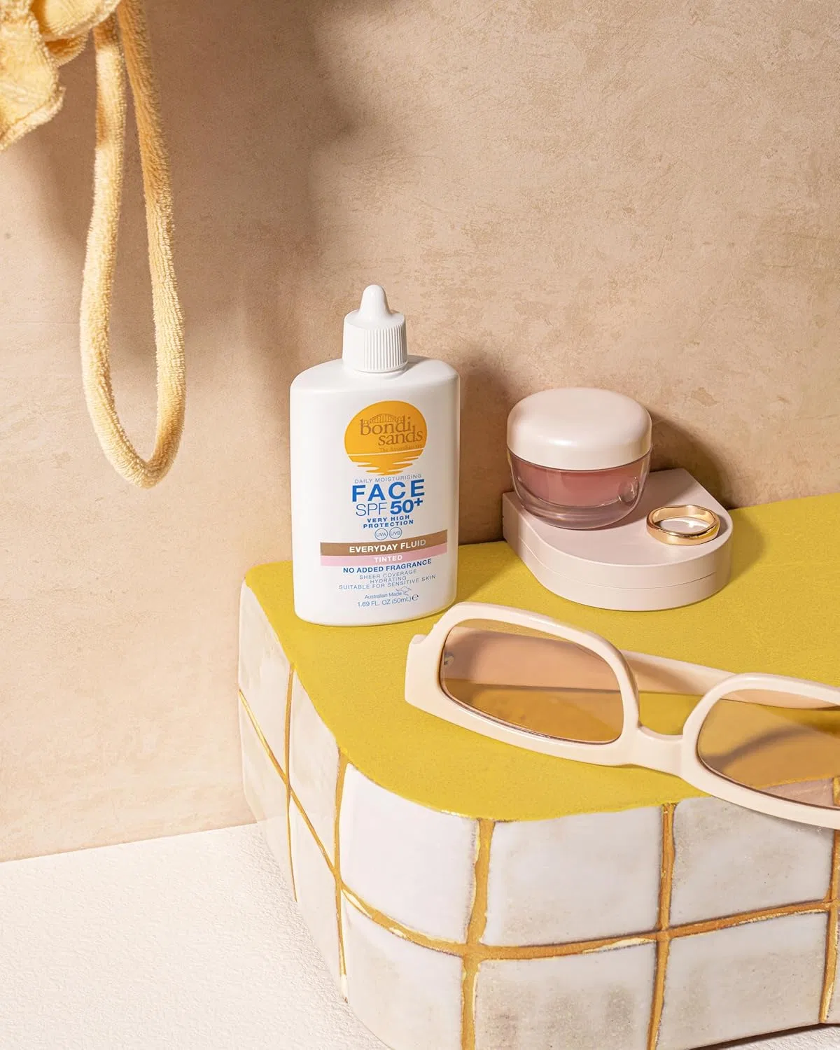 Тонирующий флюид для лица «Everyday SPF 50+» от Bondi Sands Bondi Sands — фото 2