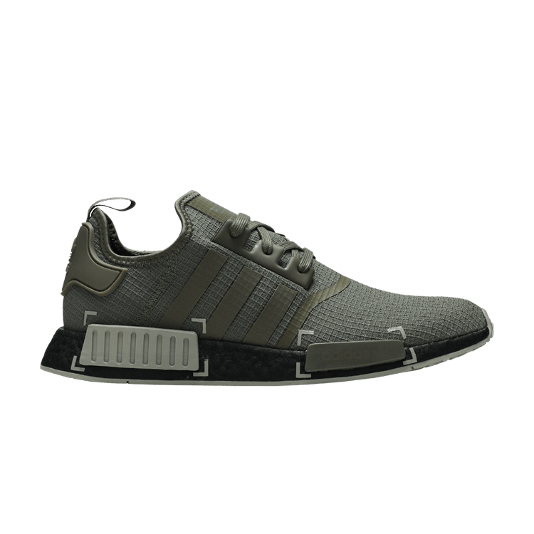 

Кроссовки adidas NMD_R1 'Legacy Green Black', зеленый