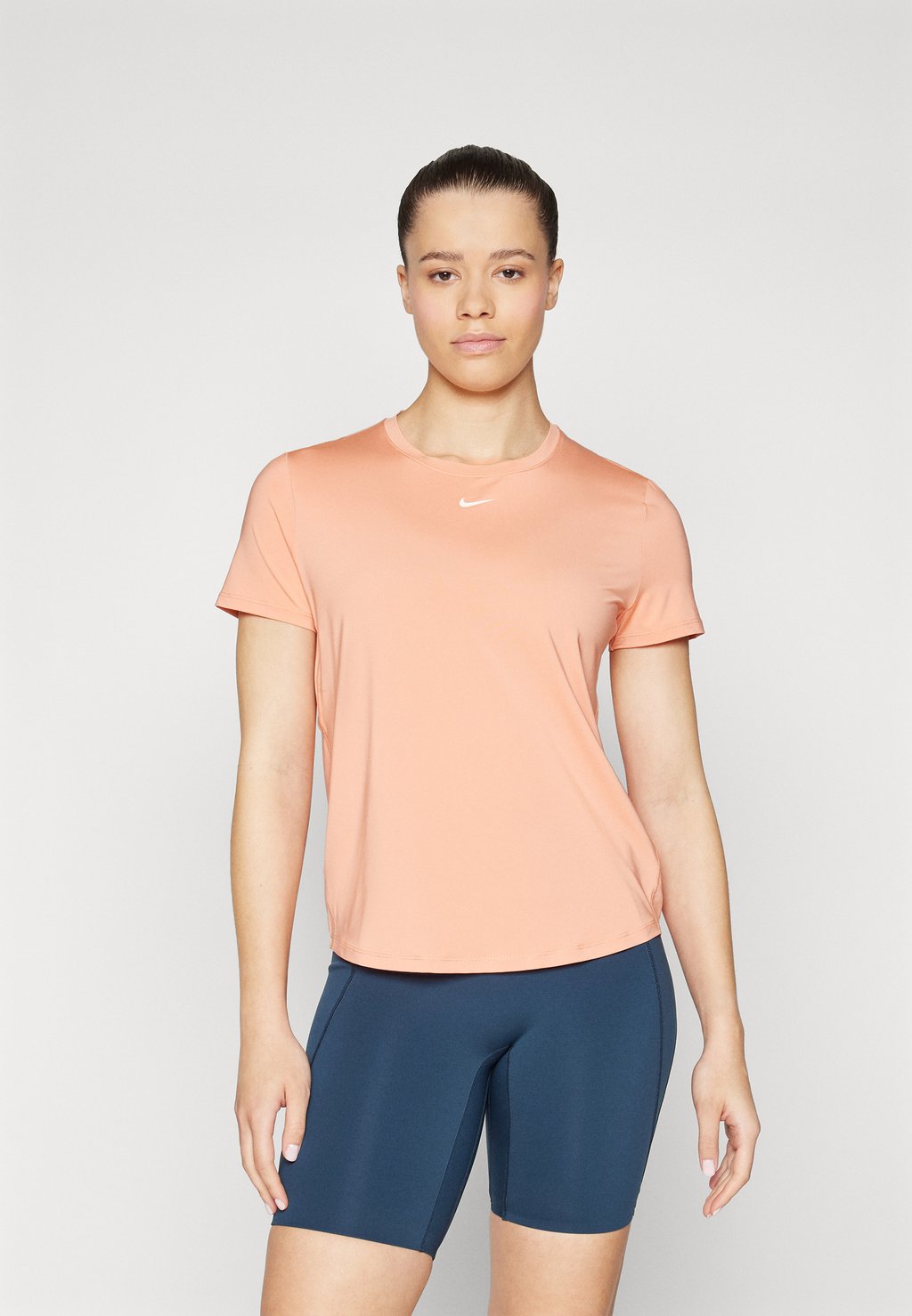 

Спортивная футболка ONE CLASSIC TOP Nike Performance, оранжевый
