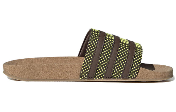Тапочки adilette slide 'plant and grow' Adidas, коричневый — фото 2