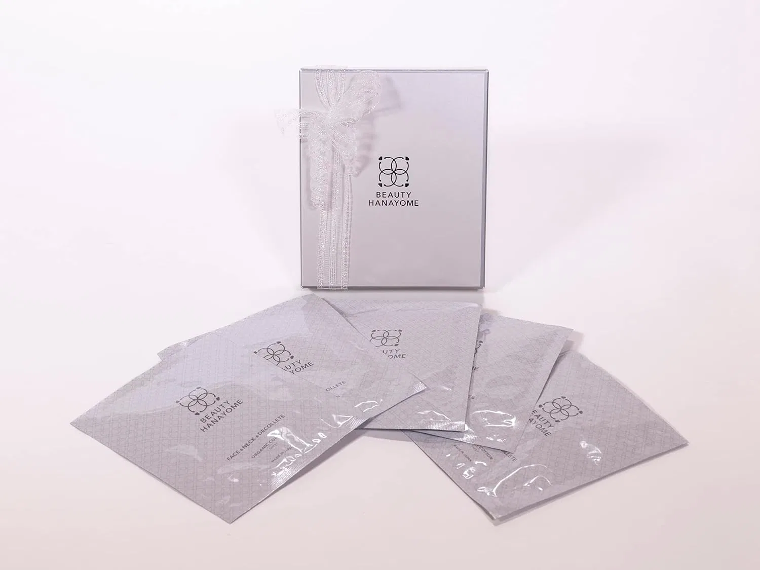 Маска-сыворотка для лица, шеи и декольте Beauty Hanayome Decollete Mask, 5 шт