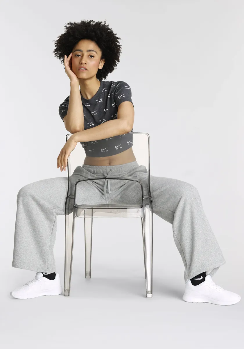 

Футболка Nike Sportswear "Женская футболка Air", черный