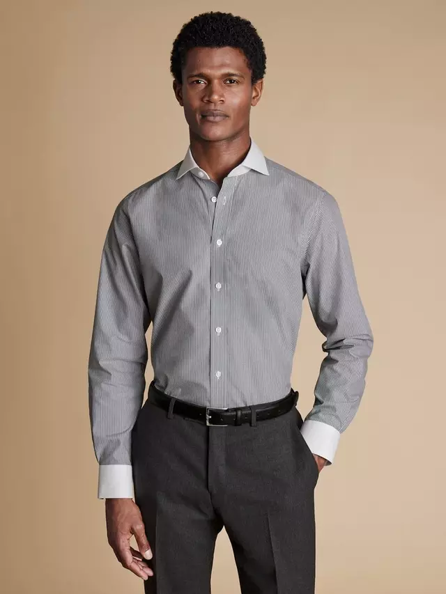 

Рубашка Charles Tyrwhitt Winchesters Stripe Non-Iron, черный