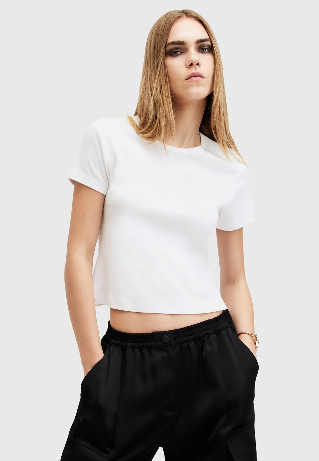 

Базовая футболка AllSaints, белый
