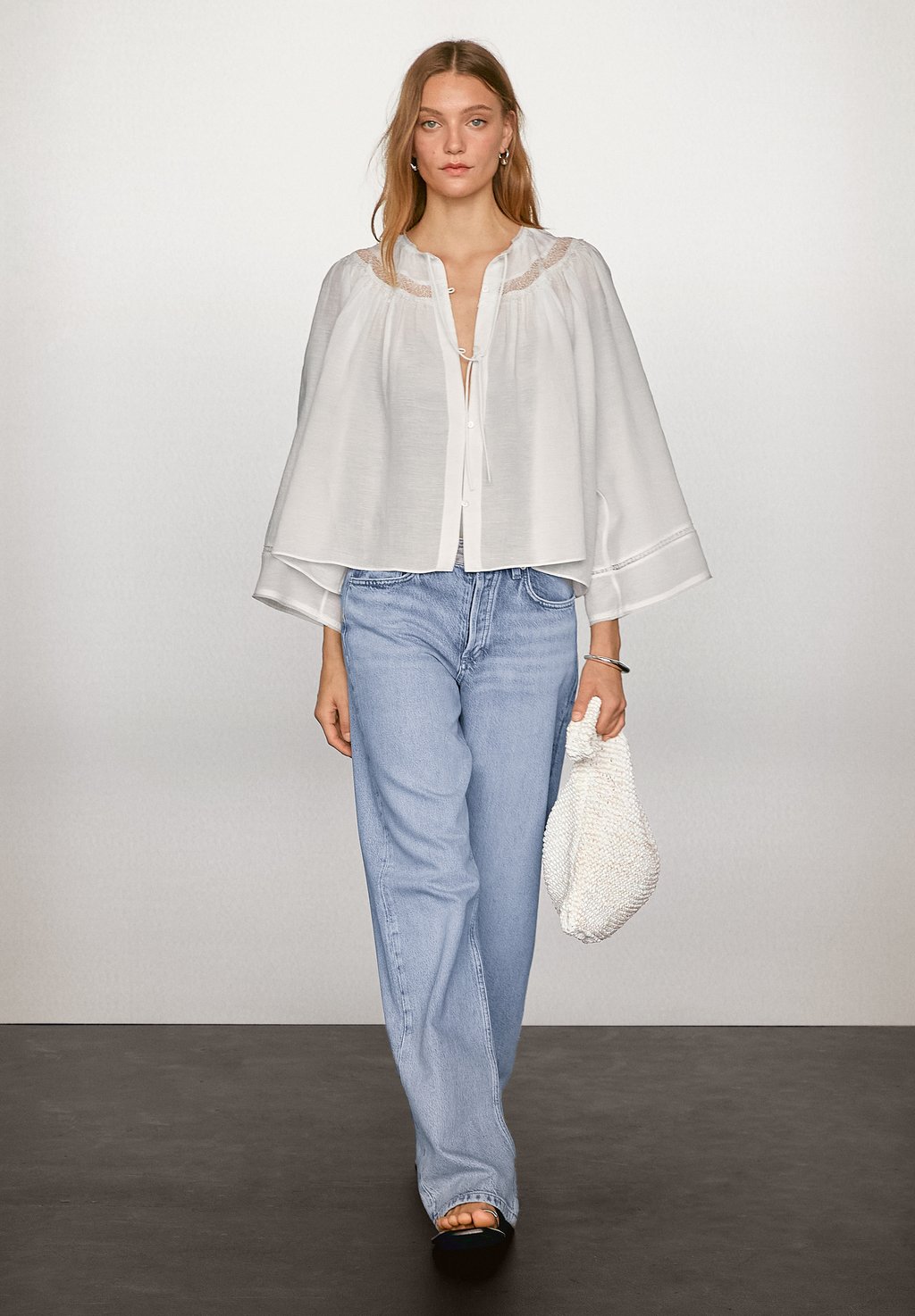 

Блуза FLOWING WITH DETAIL Massimo Dutti, White