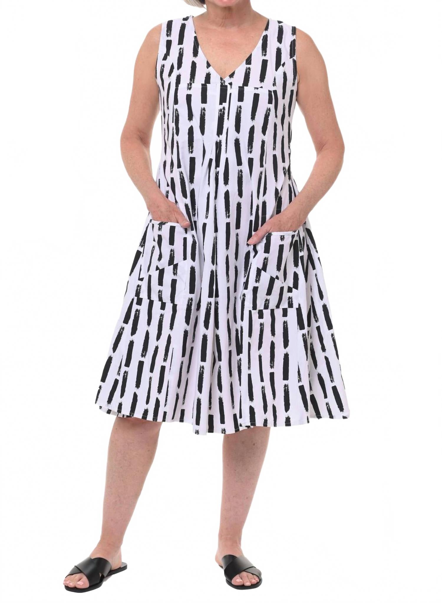 

Платье Поппи в бело-черном полотне Tulip Clothing