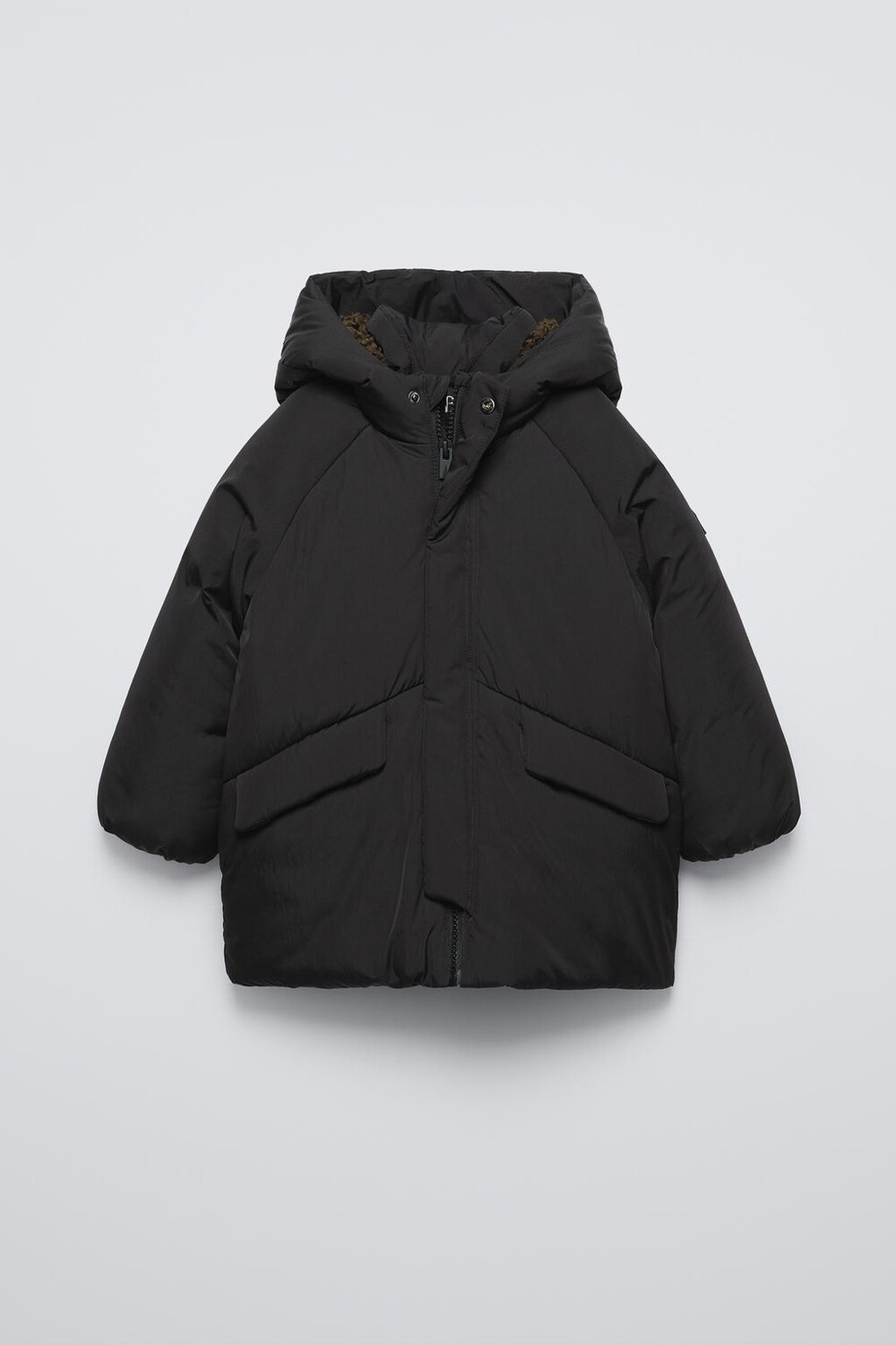 

Водоотталкивающая стеганая куртка ZARA, черный