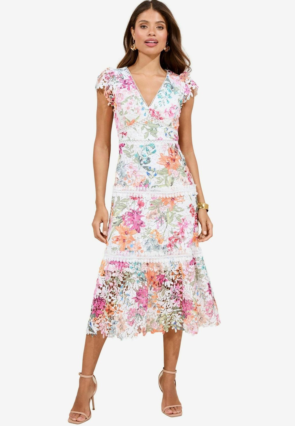 

Повседневное платье REGULAR FIT BRODERIE SHORT SLEEVE V-NECK LOW MIDI Lipsy, белый