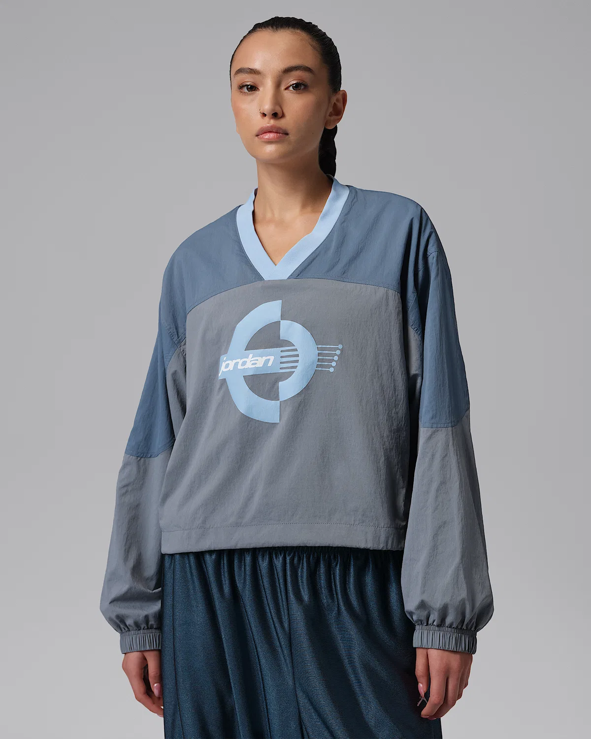 Женский вязаный лонгслив с графическим принтом Jordan Brooklyn, Psychic Blue/White/White