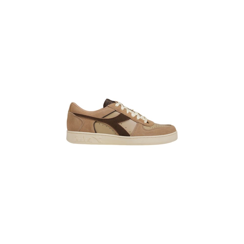 

Кроссовки бежевого цвета из кожи Diadora