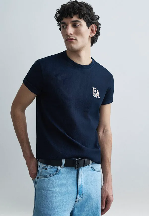Простая футболка Emporio Armani, Sky Captain