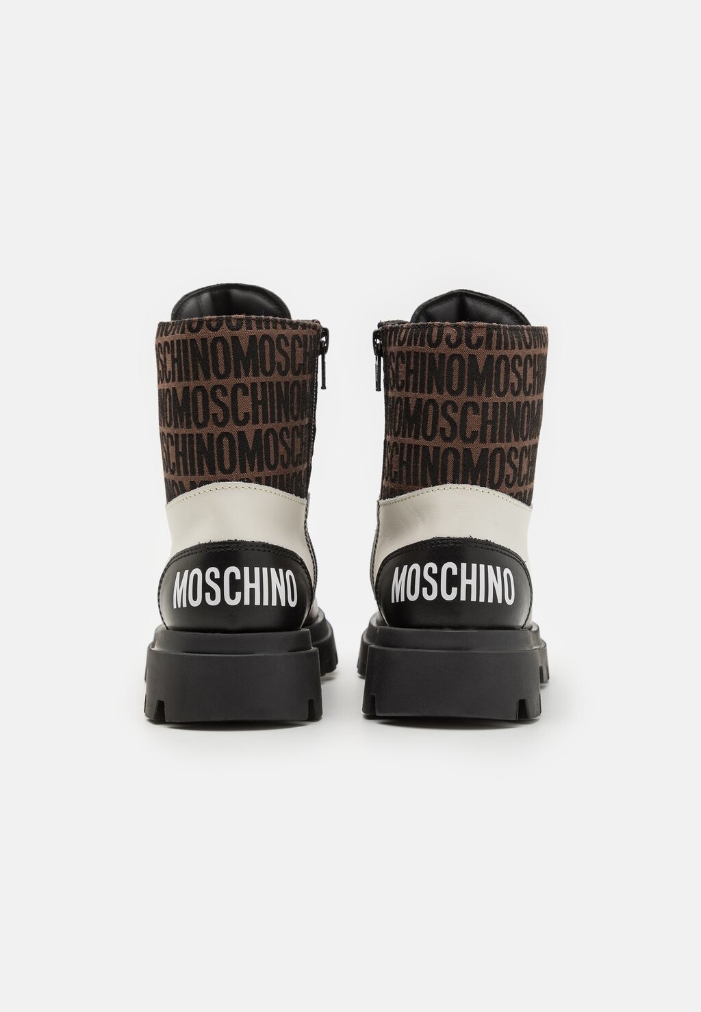 

Ботильоны на шнуровке UNISEX MOSCHINO, черный