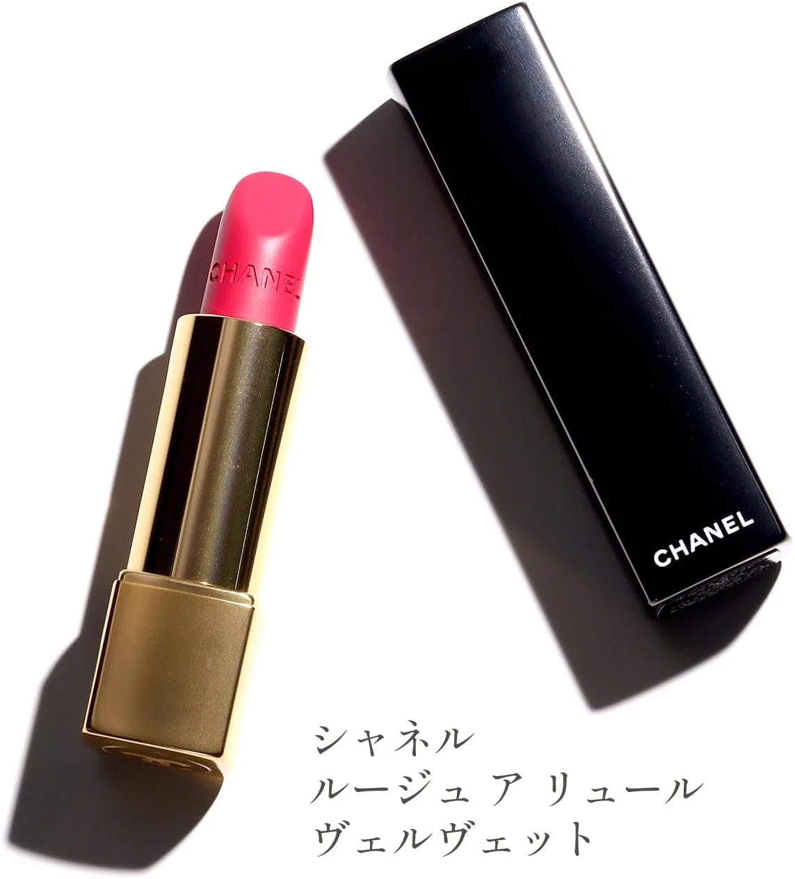 Губная помада матовая Chanel Rouge Allure Velvet, оттенок 63 Essentiel de Chanel, 3.5 г — фото 2