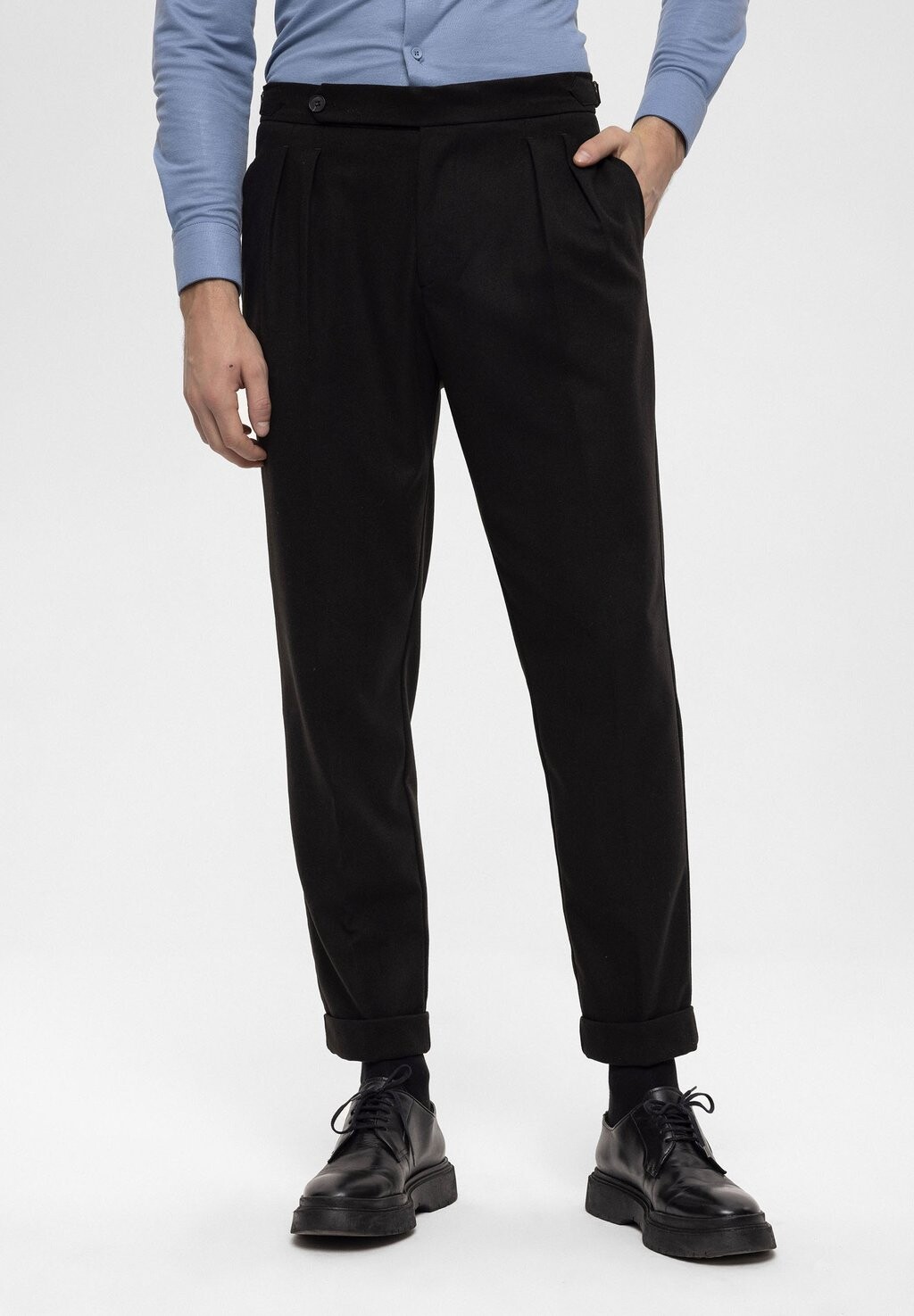 

Брюки HIGH WAIST PLEATED Antioch, цвет black