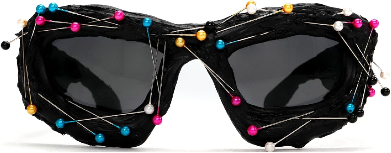 

Солнцезащитные очки в стиле Y2K с обтекаемой формой для женщин и мужчин, жемчужная оправа, персонализированные, для уличных вечеринок, унисекс, модные, с защитой от УФ-излучения UV400 mincl, Black