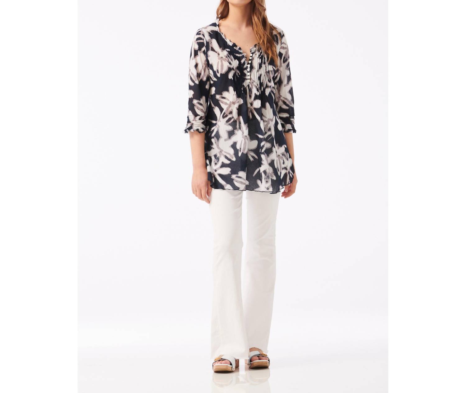 

Топ Big Sur Cotton Poppy в темно-синем цвете oneseason