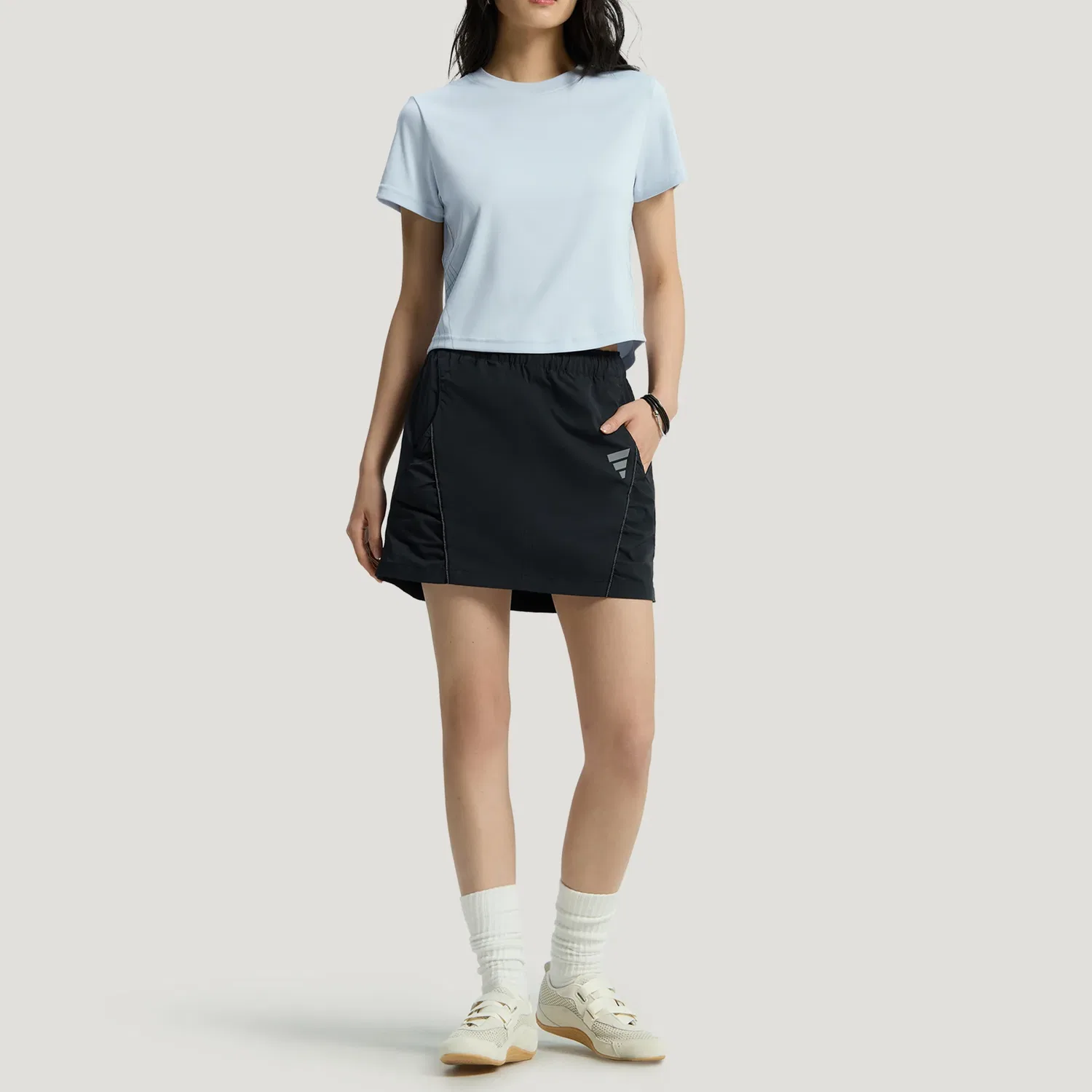 Футболка FOS женская, light blue, с круглым вырезом, средней посадки Adidas — фото 4