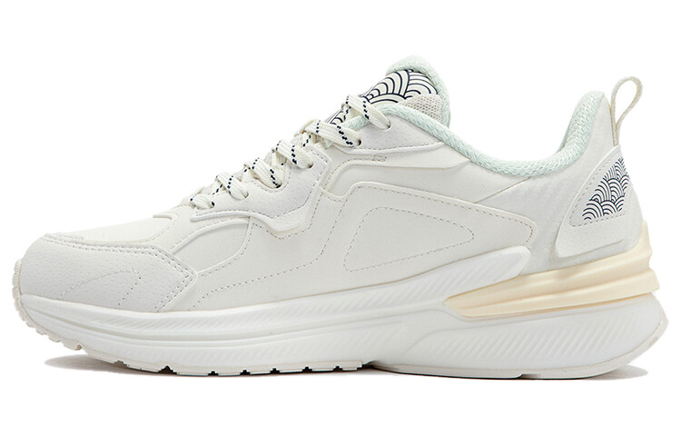 

Женские кроссовки Lifestyle Low-Top Feather White/Electric Rose 361°